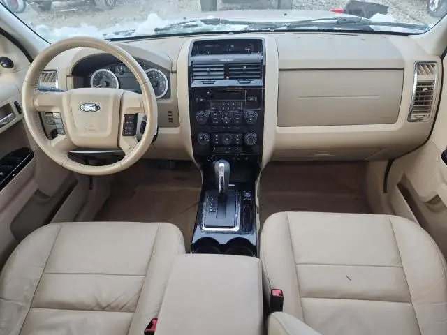 2011 FORD ESCAPE LIMITED  