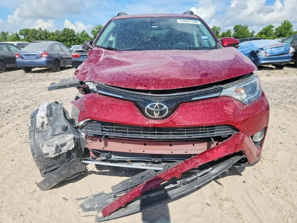 2018 TOYOTA RAV4 XLE  