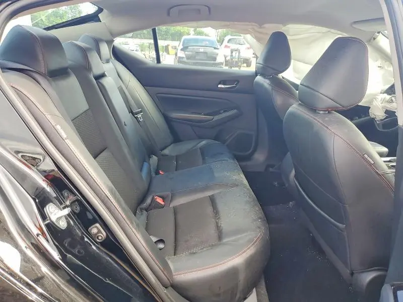 2024 NISSAN ALTIMA SR  