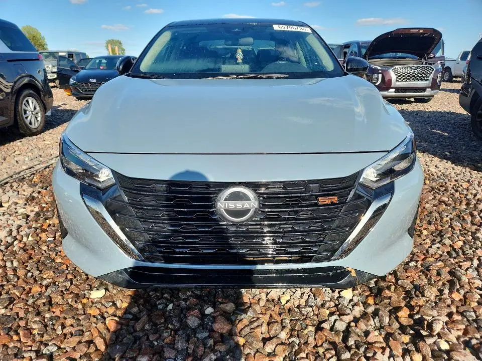 2025 NISSAN SENTRA SR  
