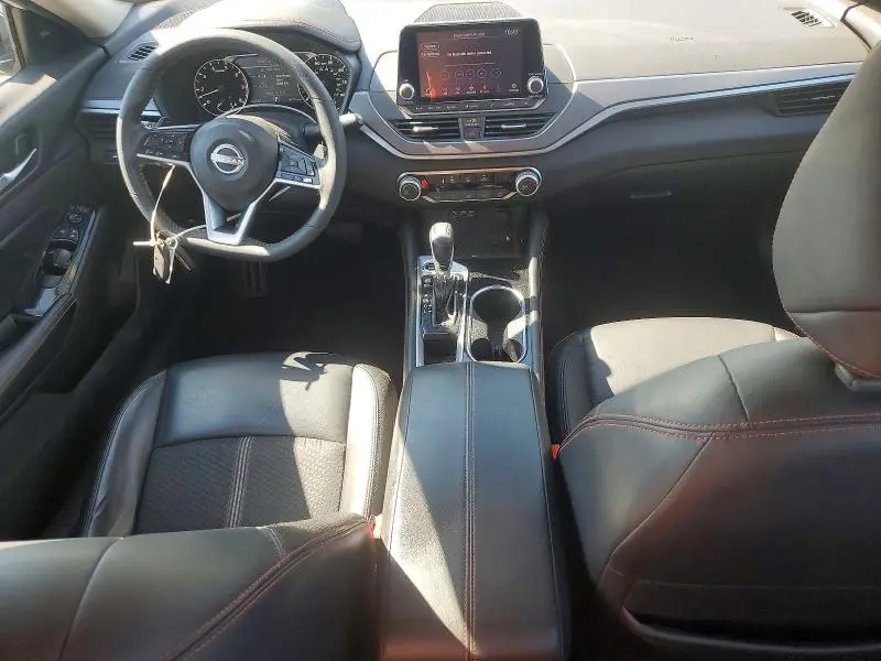 2024 NISSAN ALTIMA SR  