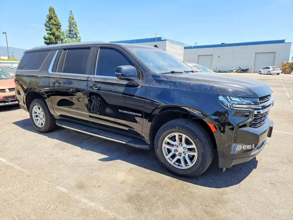 2023 CHEVROLET SUBURBAN C1500 LT  