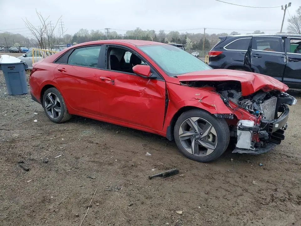 2023 HYUNDAI ELANTRA SEL  