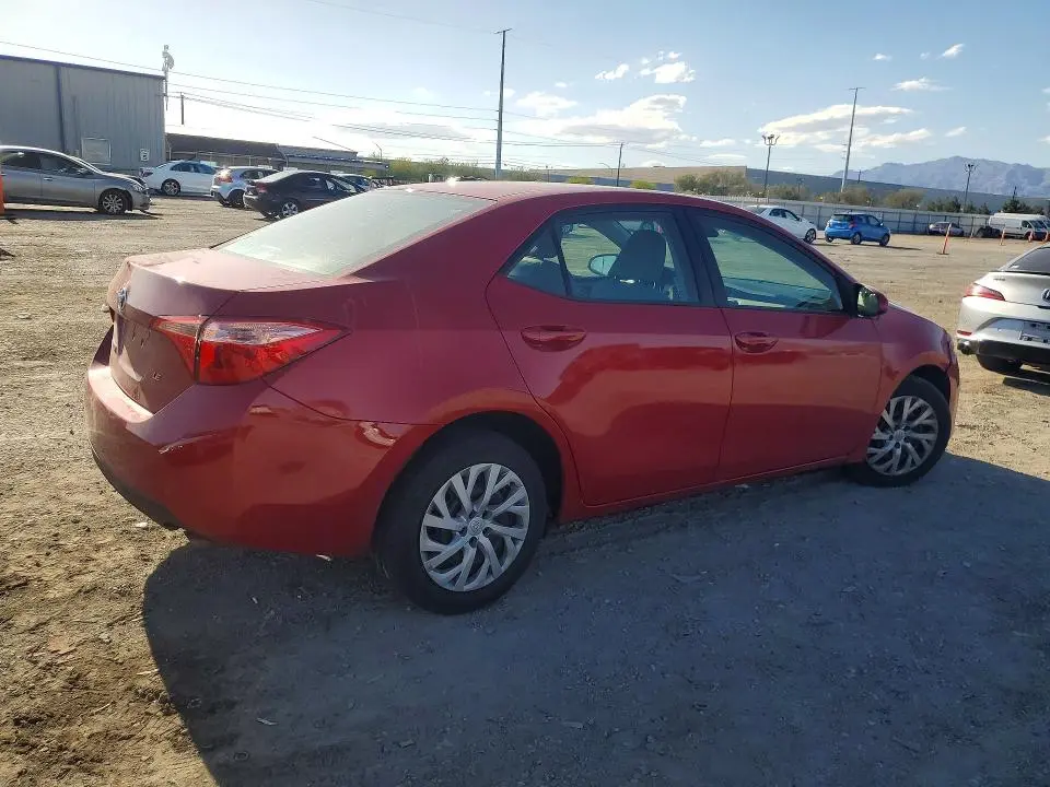 2018 TOYOTA COROLLA LE  