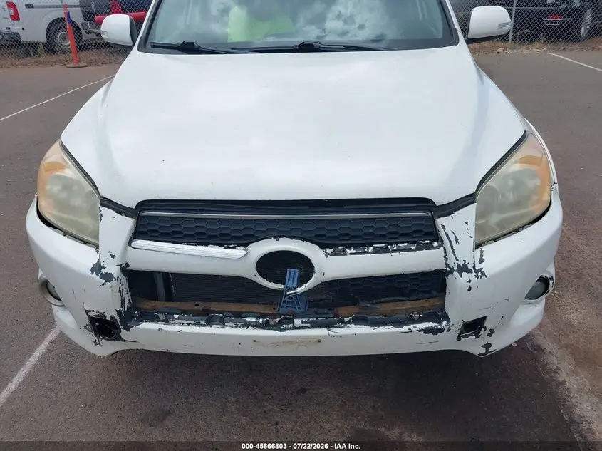 2011 TOYOTA RAV4 LIMITED