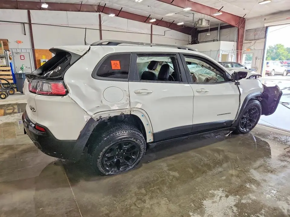 2021 JEEP CHEROKEE TRAILHAWK  