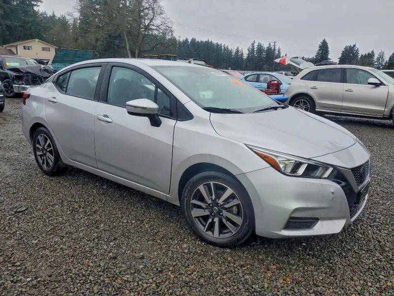 2021 NISSAN VERSA SV  