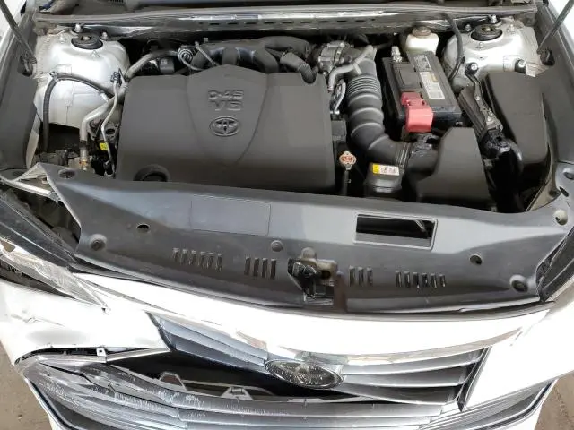 2020 TOYOTA AVALON XLE  