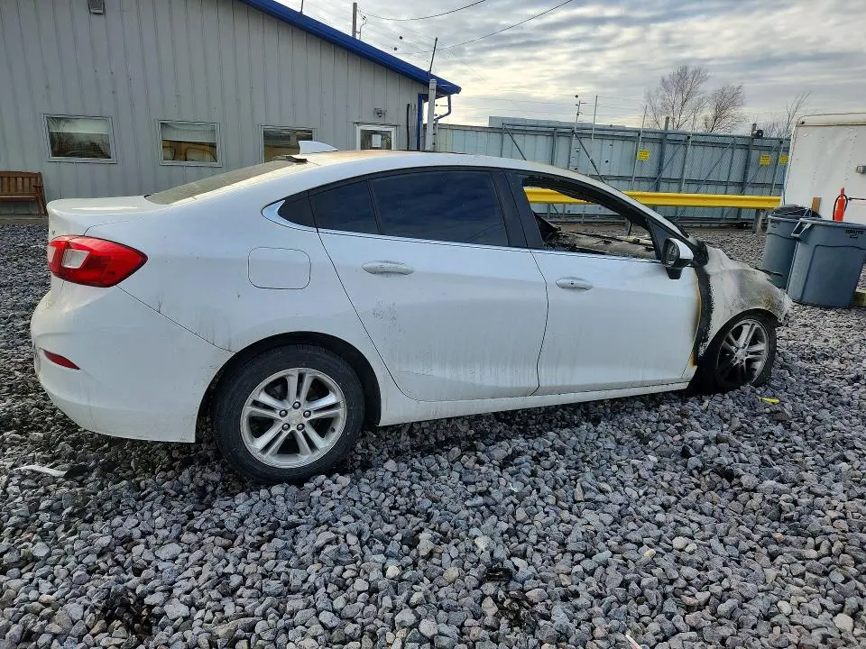 2018 CHEVROLET CRUZE LT  