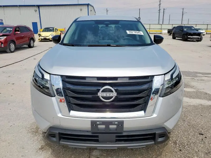 2024 NISSAN PATHFINDER S  