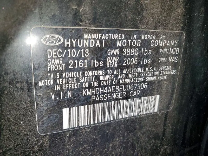 2014 HYUNDAI ELANTRA SE  