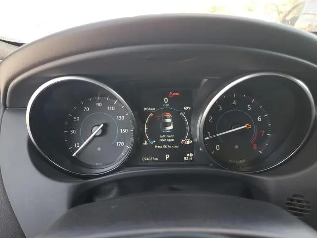 2017 JAGUAR XE R - SPORT