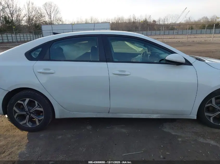 2021 KIA FORTE LXS