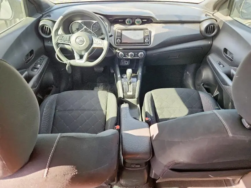 2019 NISSAN KICKS S  