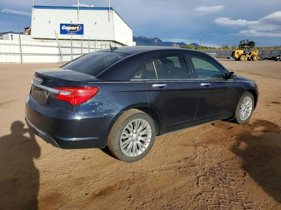 2011 CHRYSLER 200 LIMITED  