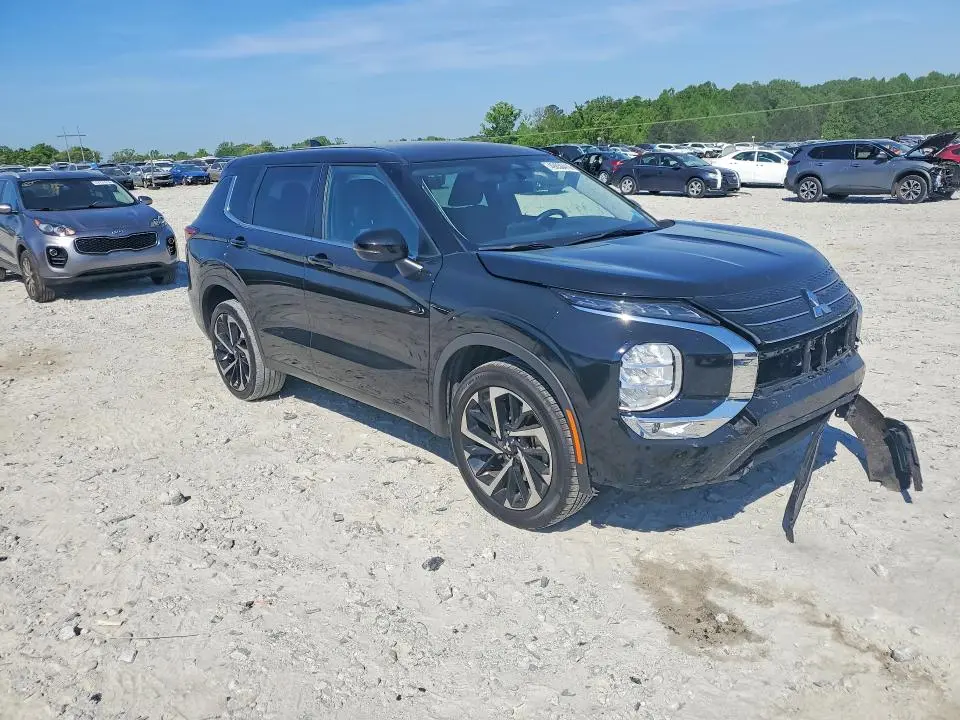 2022 MITSUBISHI OUTLANDER ES  