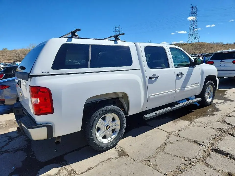2011 CHEVROLET SILVERADO K1500 LT  