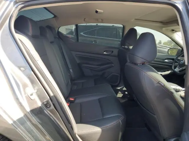 2022 NISSAN ALTIMA SR  