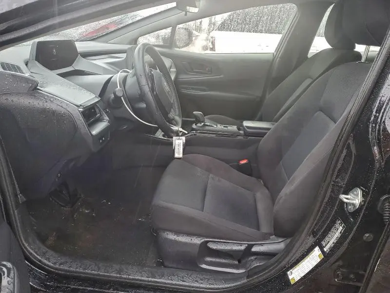 2024 TOYOTA PRIUS LE  