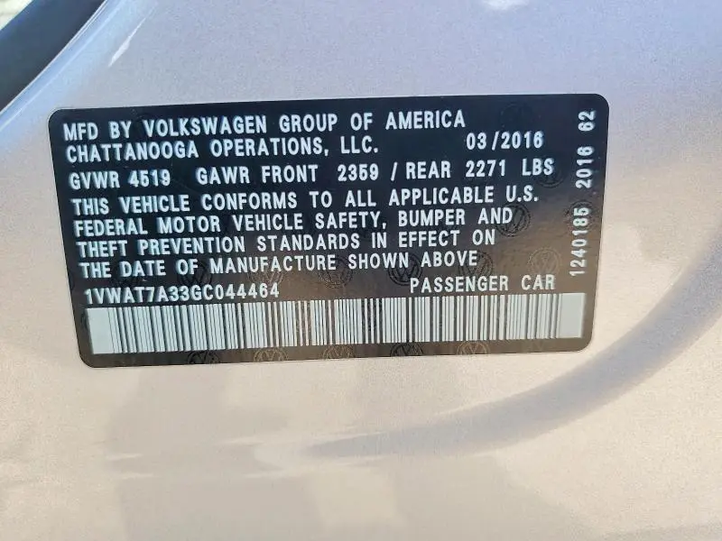 2016 VOLKSWAGEN PASSAT S  