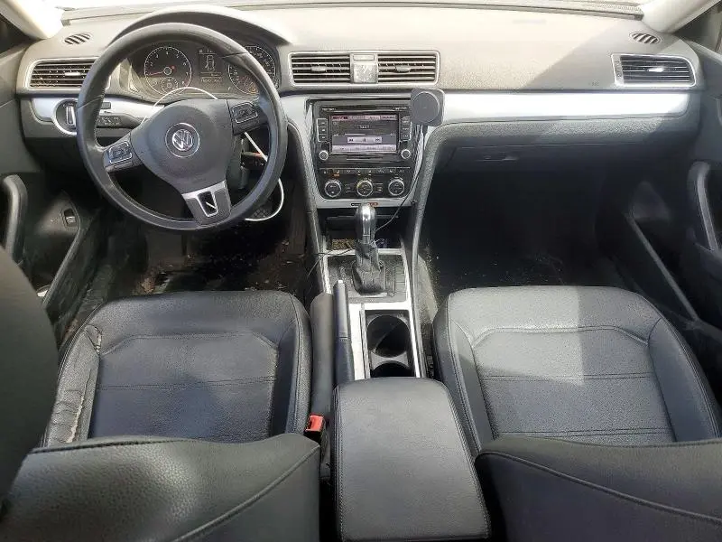 2012 VOLKSWAGEN PASSAT SE  