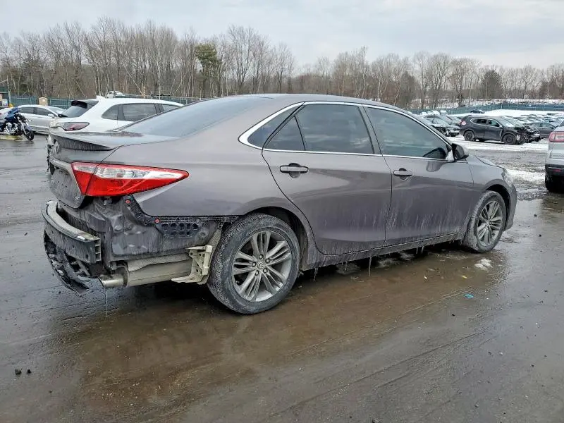 2015 TOYOTA CAMRY LE  