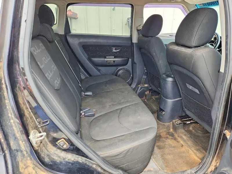 2013 KIA SOUL +  