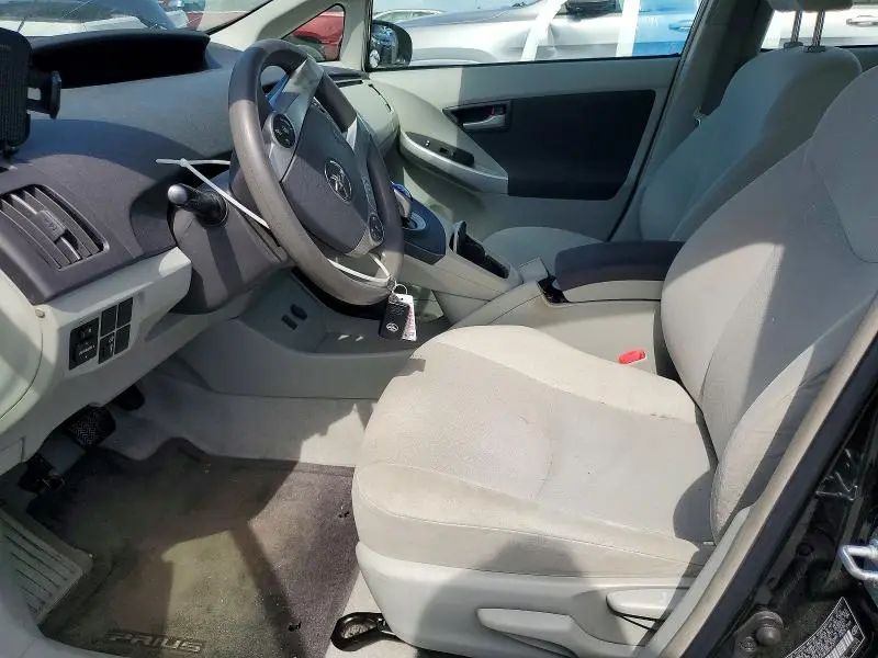 2011 TOYOTA PRIUS THREE  