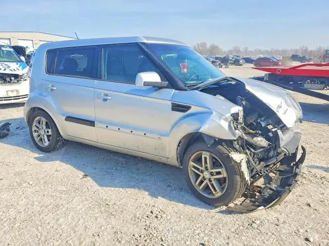 2011 KIA SOUL +  