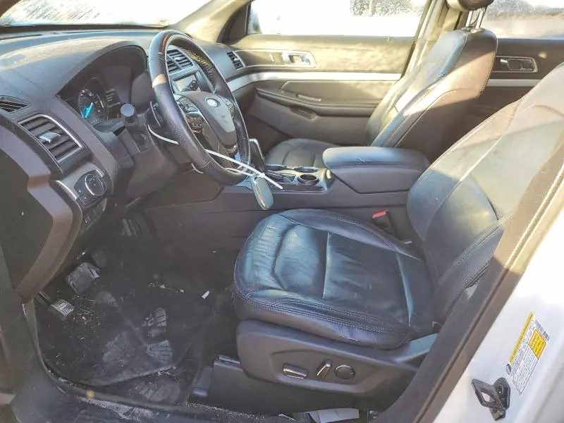 2017 FORD EXPLORER XLT  