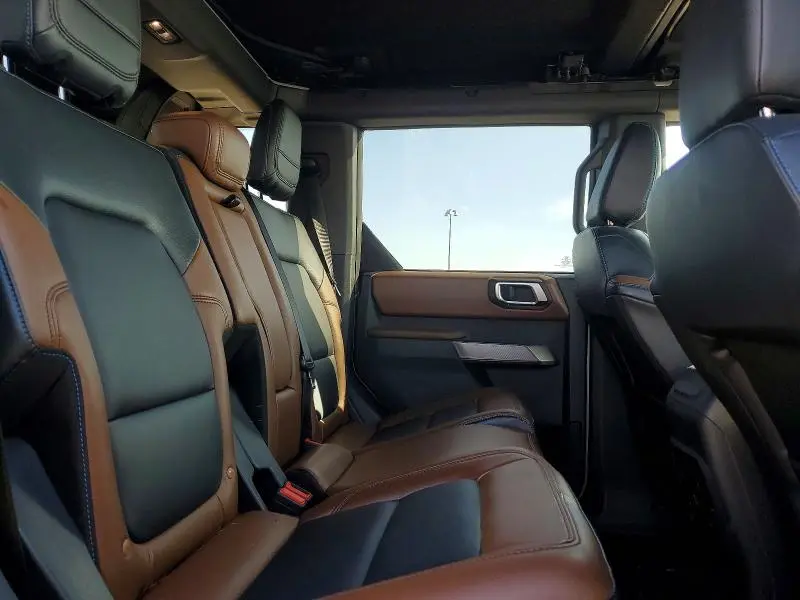 2023 FORD BRONCO BASE  