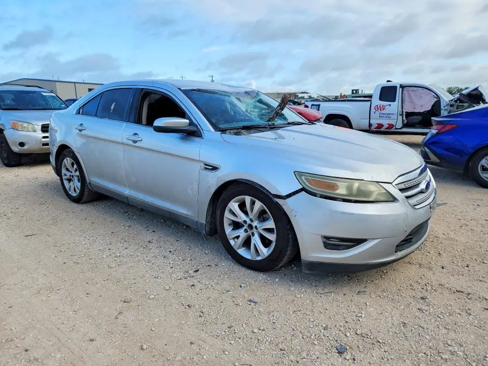 2011 FORD TAURUS SEL  