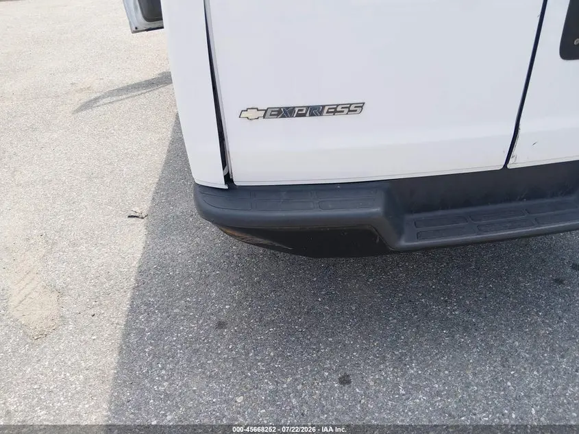 2018 CHEVROLET EXPRESS 2500 LS