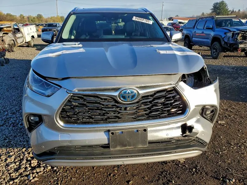 2021 TOYOTA HIGHLANDER HYBRID PLATINUM  