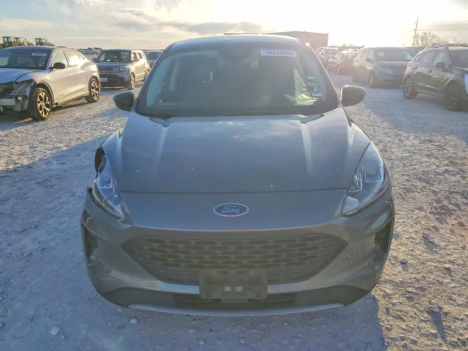 2021 FORD ESCAPE S  