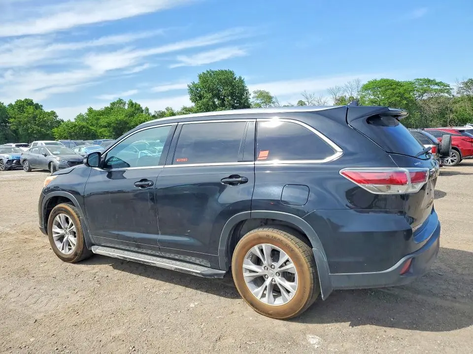 2014 TOYOTA HIGHLANDER XLE  