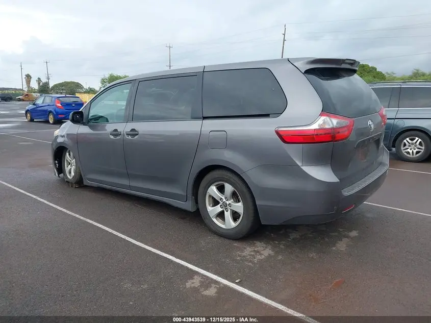2020 TOYOTA SIENNA L