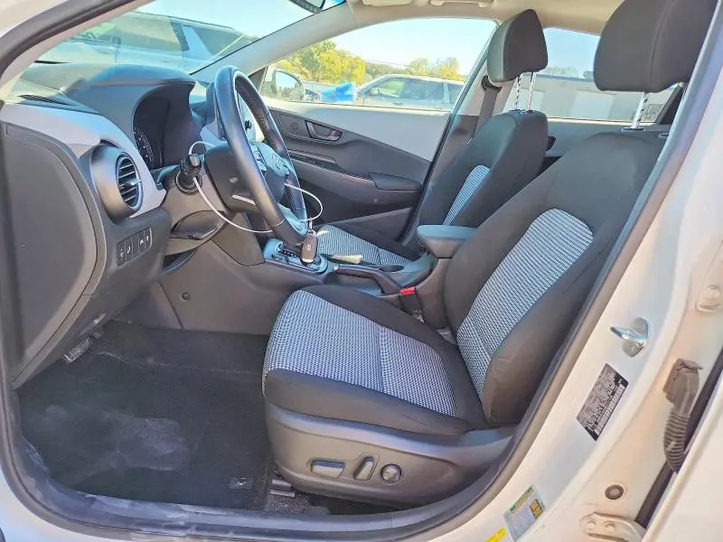 2021 HYUNDAI KONA SEL PLUS  