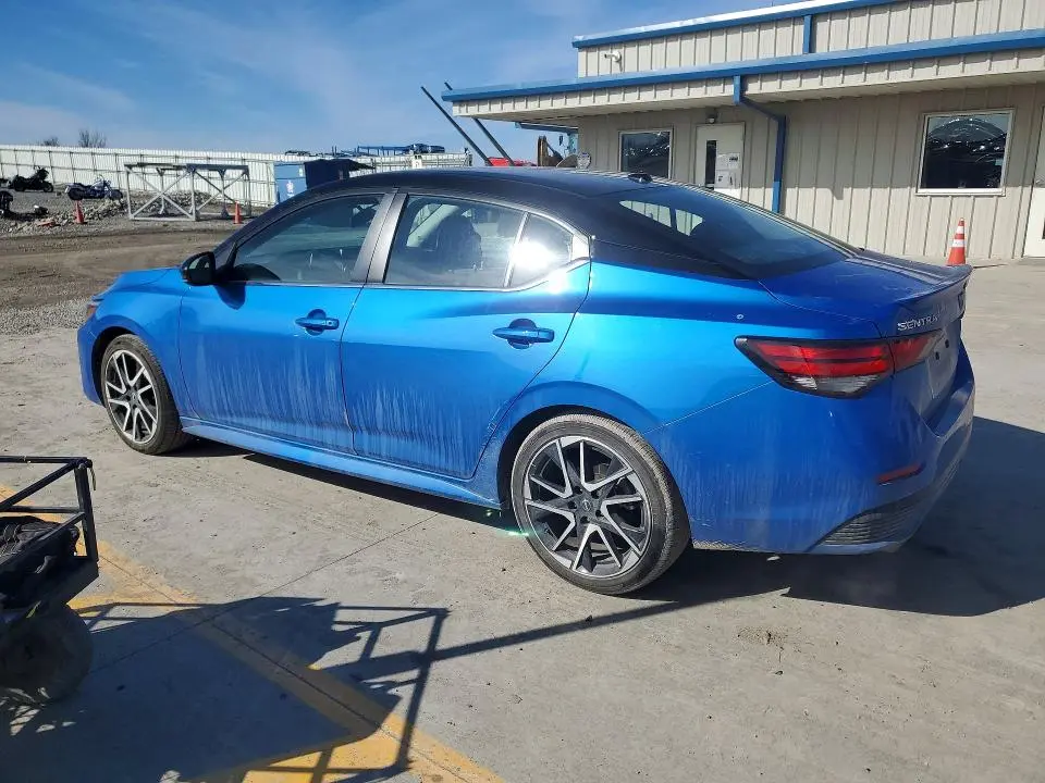 2025 NISSAN SENTRA SR  