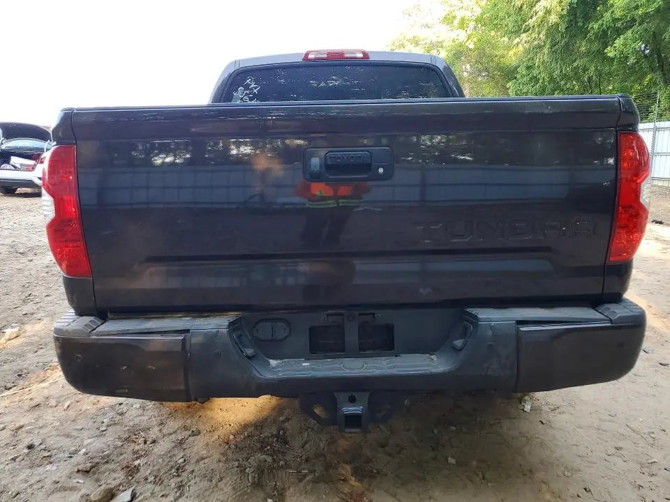 2018 TOYOTA TUNDRA CREWMAX LIMITED  