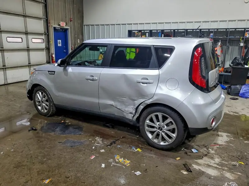 2019 KIA SOUL +  