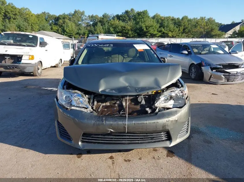 2014 TOYOTA CAMRY LE
