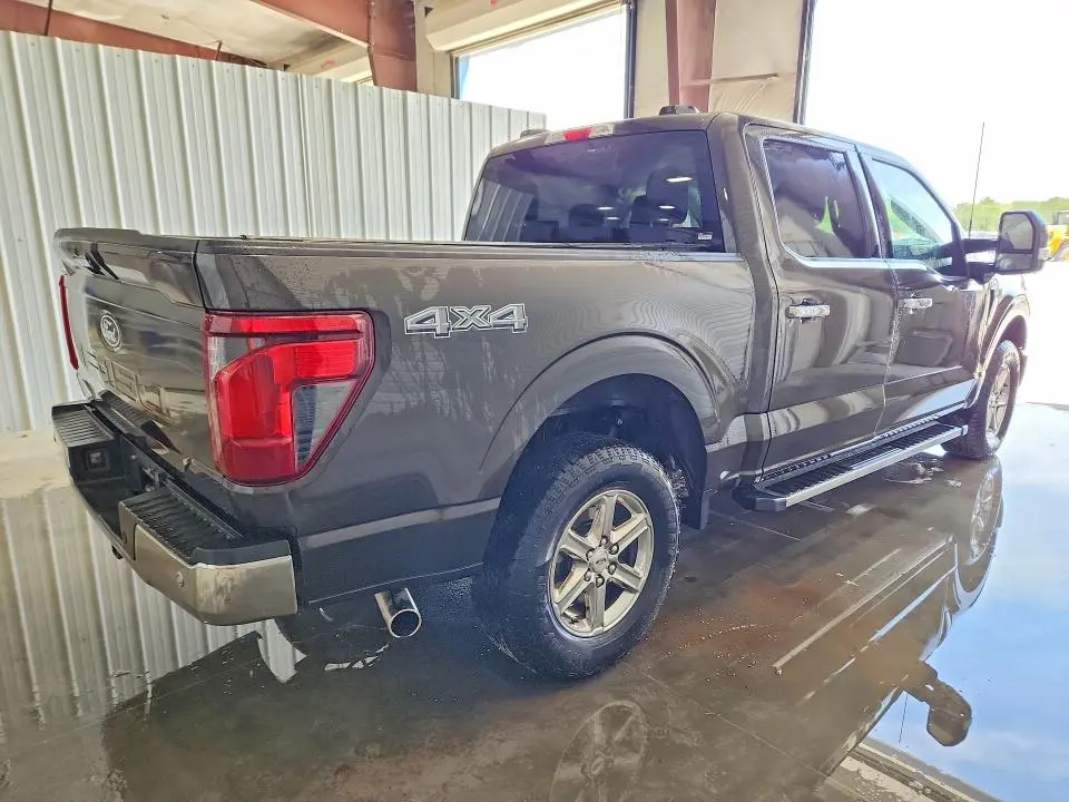 2024 FORD F150 XLT  