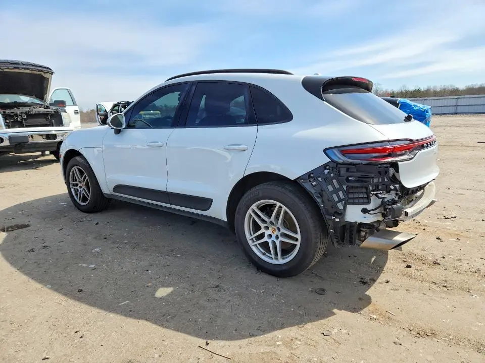 2019 PORSCHE MACAN   