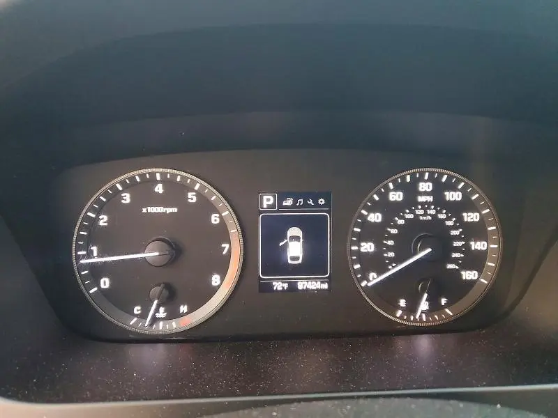 2017 HYUNDAI SONATA SE  