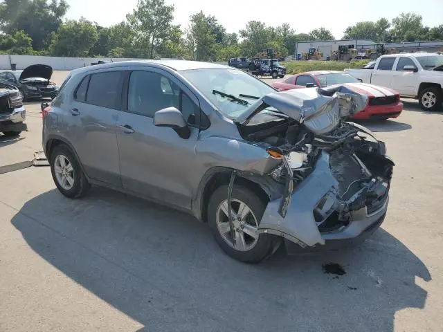 2022 CHEVROLET TRAX LS  