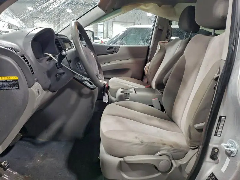 2012 KIA SEDONA LX  