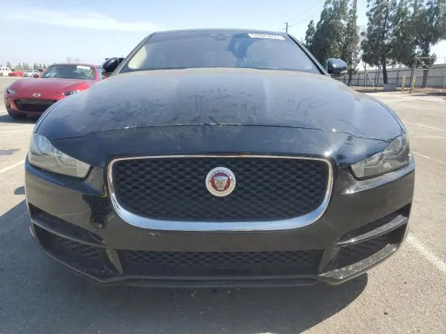 2017 JAGUAR XE PREMIUM  