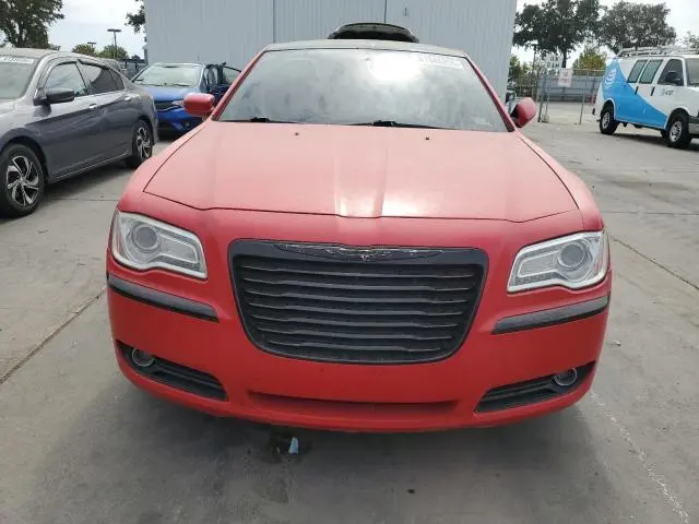 2013 CHRYSLER 300   