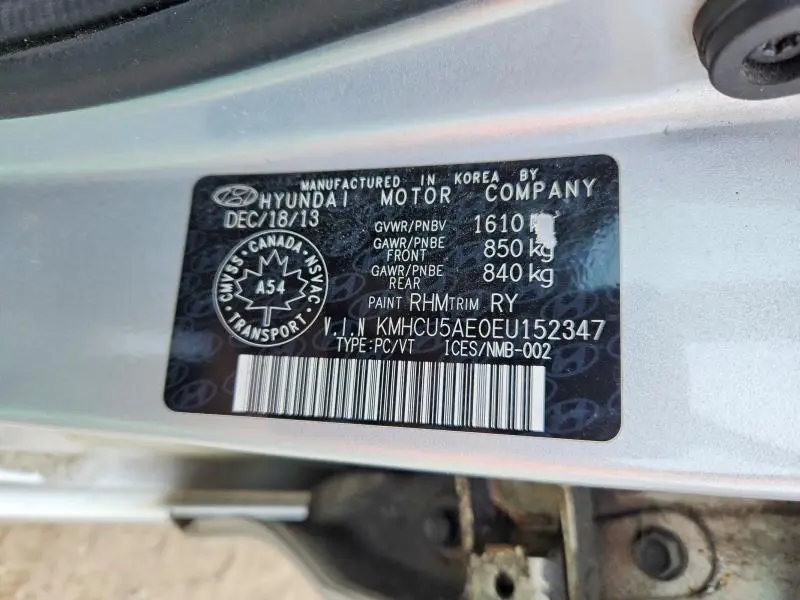 2014 HYUNDAI ACCENT SE  